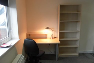 1 bed flat, Bristol Road, Selly Park, Birmingham, B296BE - Image 5